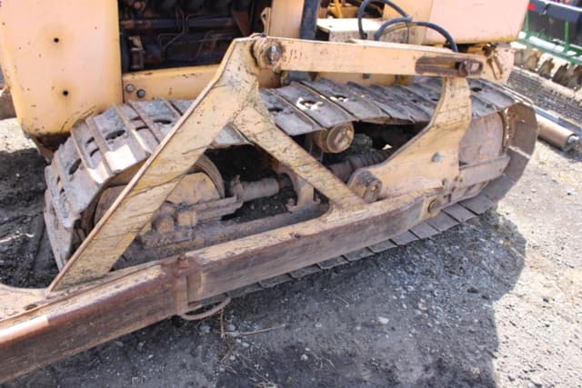 Image of John Deere 450 equipment image 4