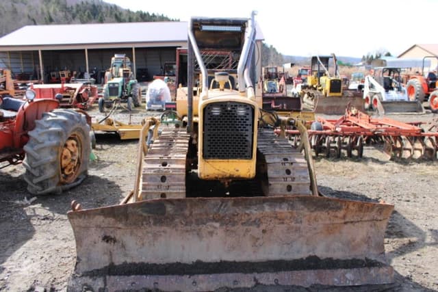 Image of John Deere 450 equipment image 1