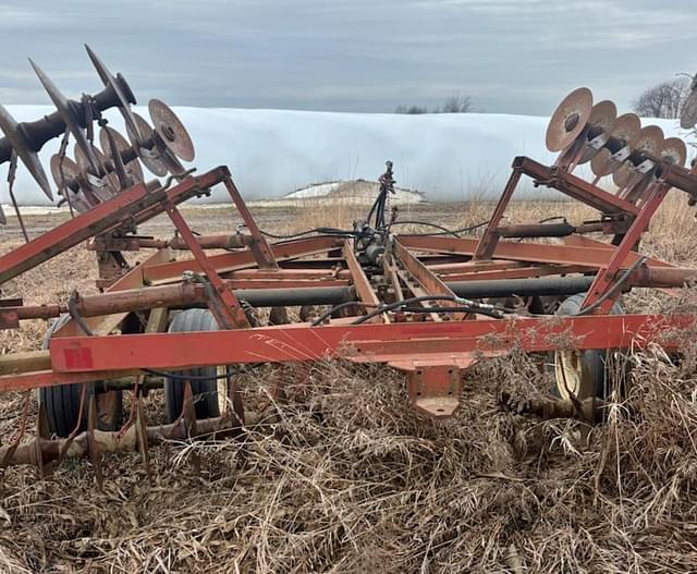 Image of International Harvester 475 equipment image 3