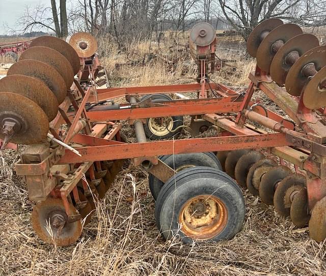 Image of International Harvester 475 equipment image 2