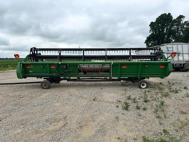 Image of John Deere 625F equipment image 2