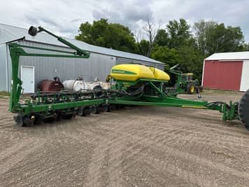 Main image John Deere 1770