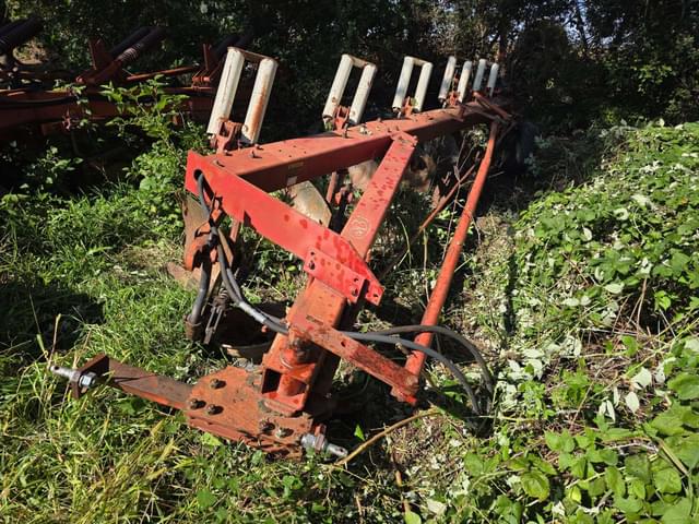 Image of International Harvester 720 equipment image 1