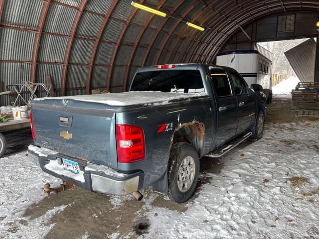 Image of Chevrolet 1500 equipment image 3