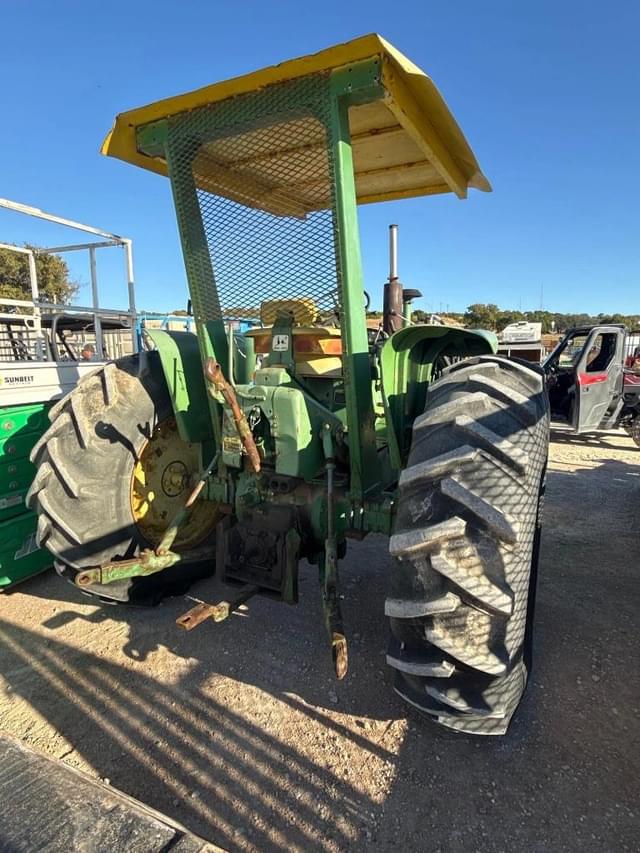 Image of John Deere 4020 equipment image 4