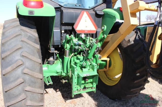 Image of John Deere 7130 equipment image 3