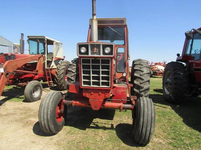 Image of International Harvester 1566 equipment image 2