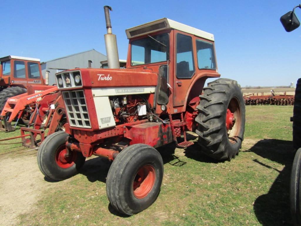 Image of International Harvester 1566 Primary image
