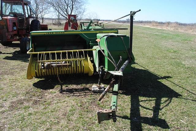 Image of John Deere 336 equipment image 1