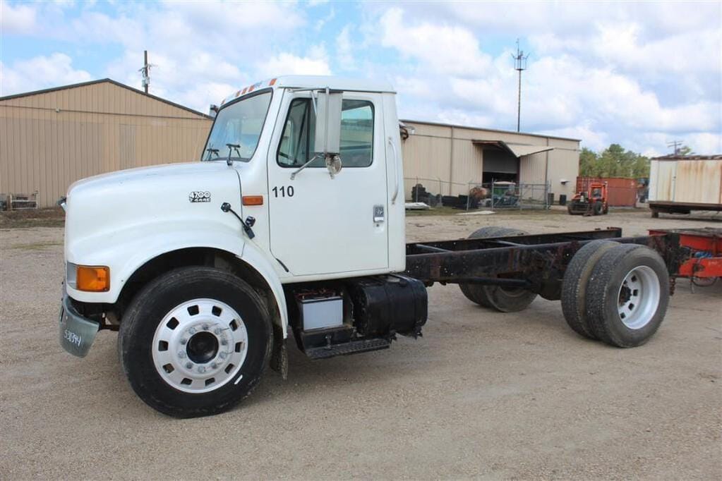 Main image International 4700