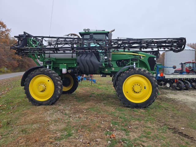 Image of John Deere 4830 equipment image 3