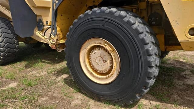 Image of John Deere 350D equipment image 3