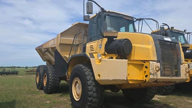 Image of John Deere 350D equipment image 1