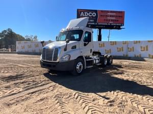 2017 Freightliner Cascadia Image