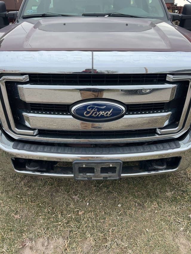 Image of Ford F-250 equipment image 4
