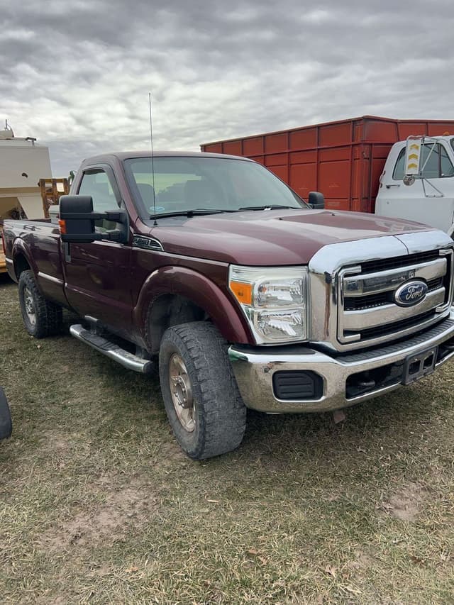 Image of Ford F-250 equipment image 1