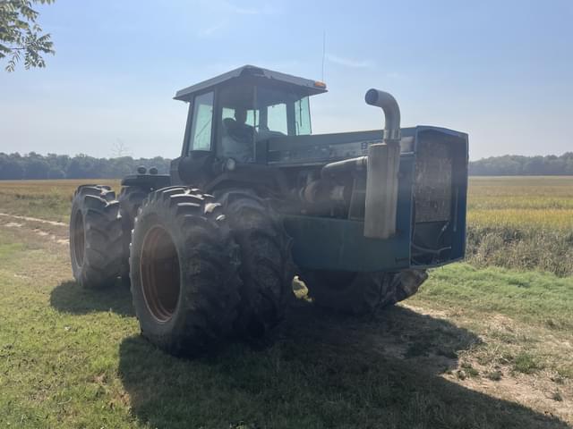 Image of Ford 876 equipment image 1