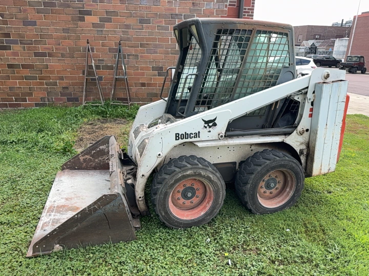 Bobcat S130 Equipment Image0