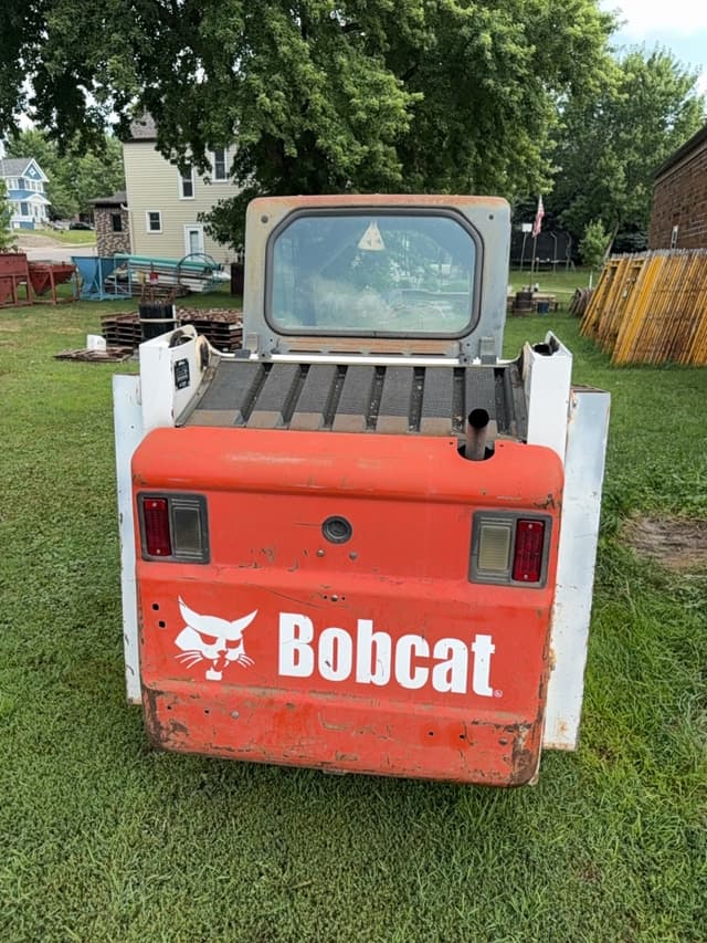 Image of Bobcat S130 equipment image 3