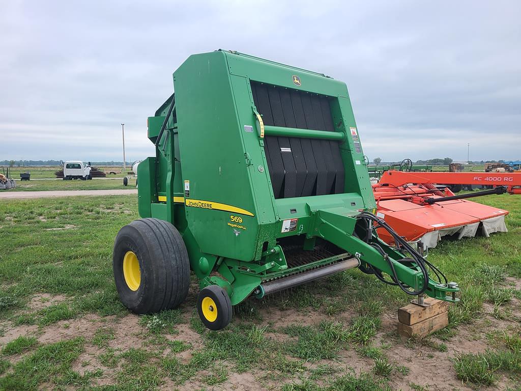 Image of John Deere 569 Primary image