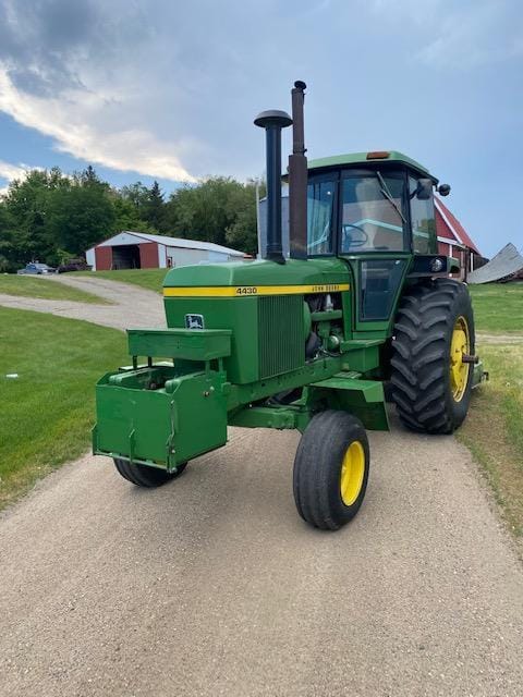 Main image John Deere 4430