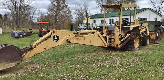 Image of John Deere 410 equipment image 4