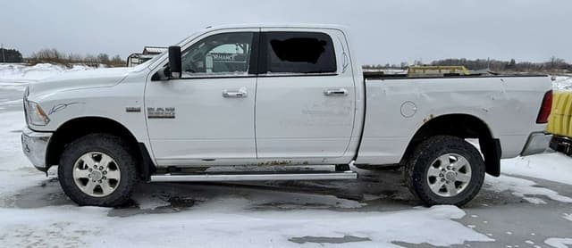 Image of Dodge Ram 2500 equipment image 3