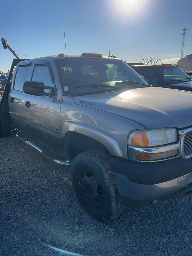 Image of GMC 3500 equipment image 2