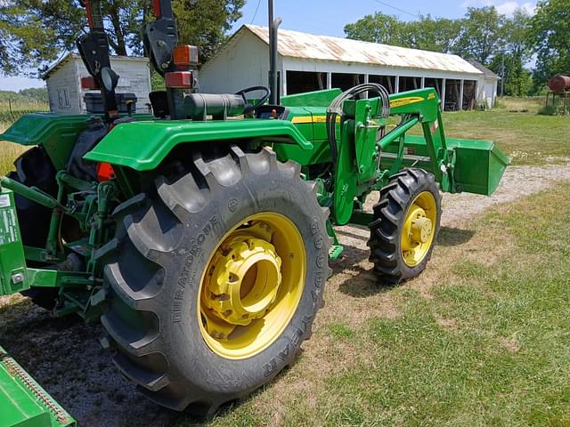 Image of John Deere 5075E equipment image 3