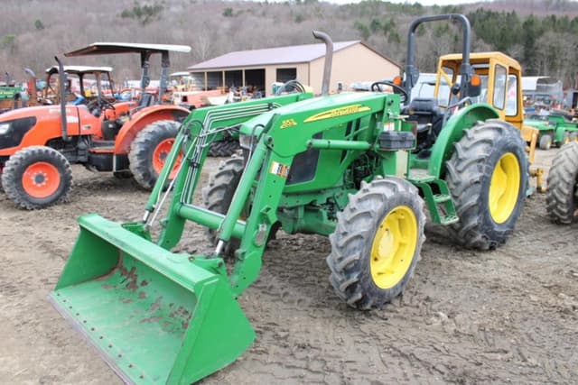 Image of John Deere 5055E equipment image 2