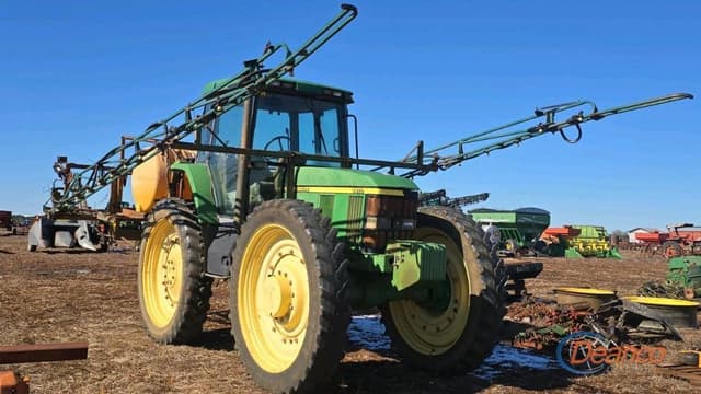 Image of John Deere 7410 equipment image 2