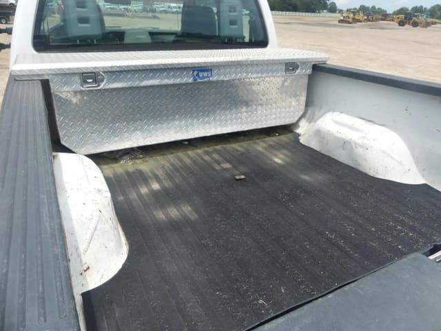 Image of Ford F-250 equipment image 4