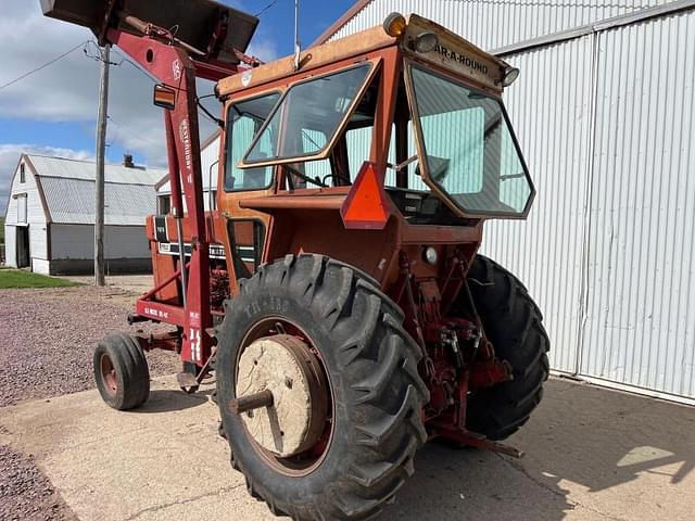 Image of International Harvester 766 equipment image 1