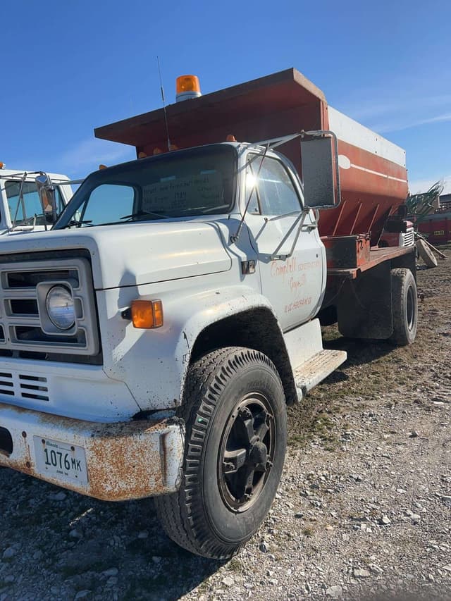 Image of GMC 7000 equipment image 1