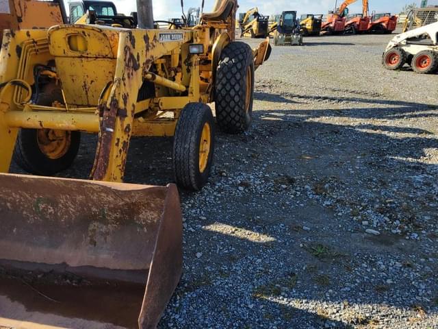 Image of John Deere 300 equipment image 2