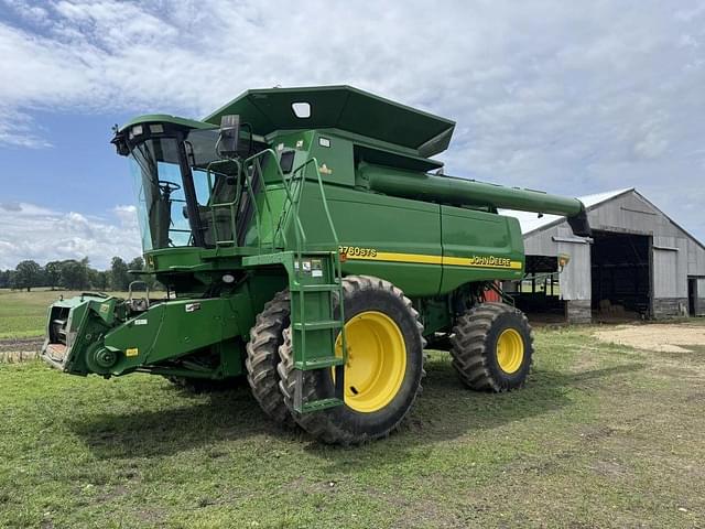 Image of John Deere 9760 STS equipment image 1