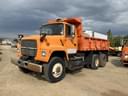 1997 Ford F-8000 Image
