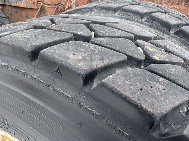 Image of International COF4070B equipment image 4