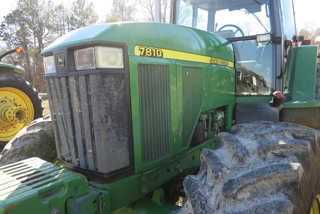 Image of John Deere 7810 equipment image 4