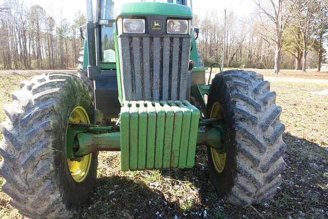 Image of John Deere 7810 equipment image 3