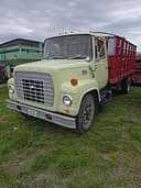 1975 Ford F-700 Image