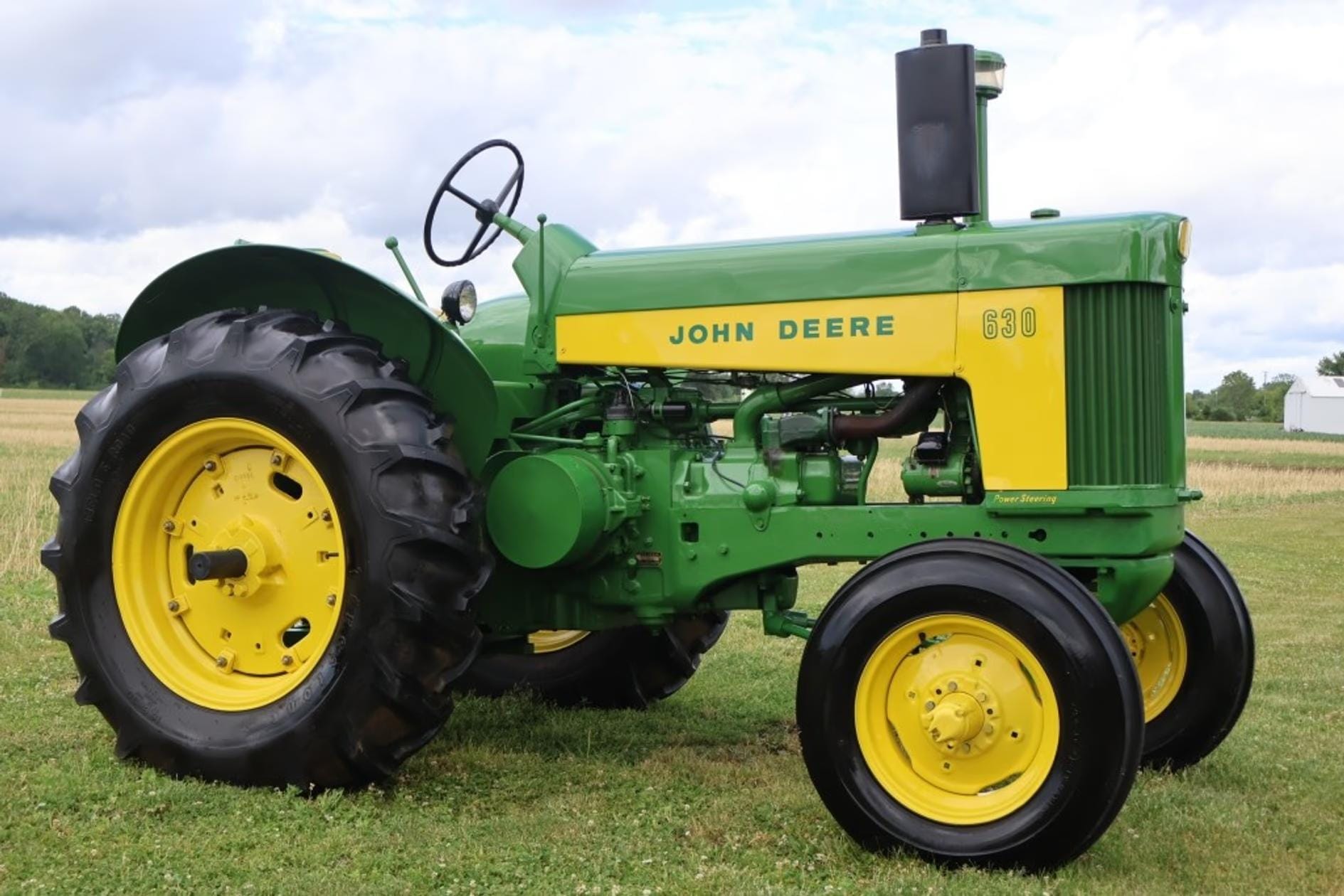 1960 John Deere 630 Equipment Image0