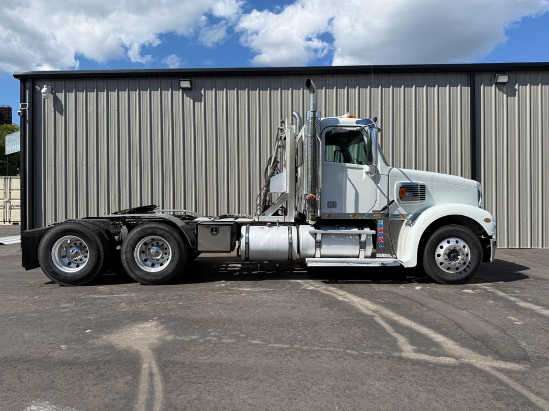 Image of Freightliner Coronado Primary image