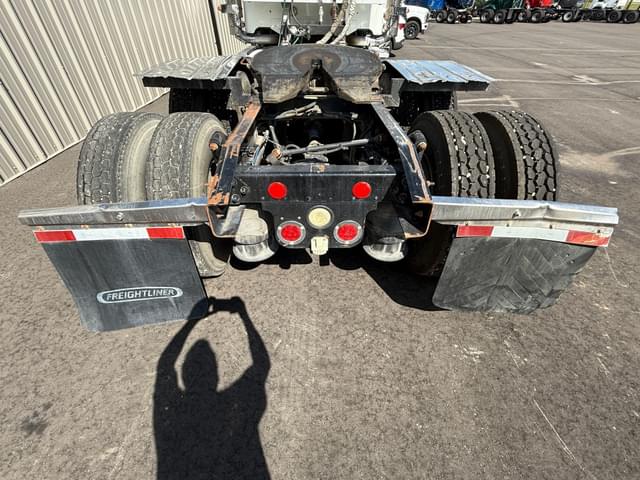 Image of Freightliner Coronado equipment image 4