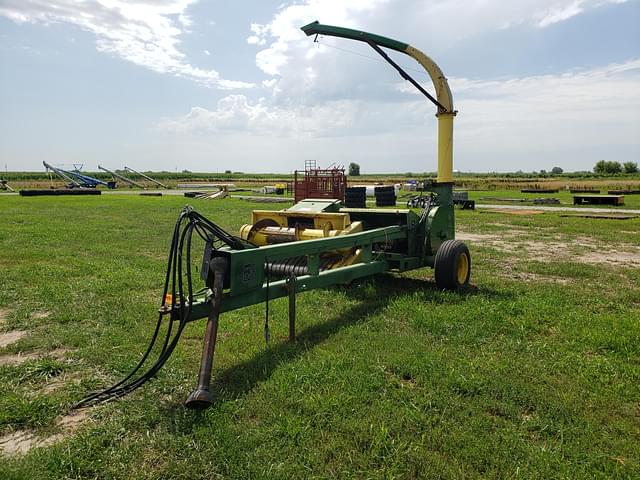 Image of John Deere Undetermined equipment image 1