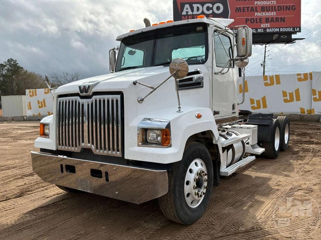 2019 Western Star 4700SF Equipment Image0