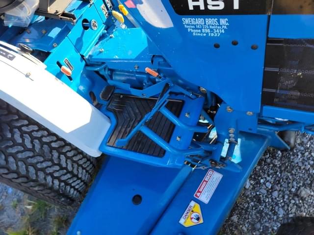 Image of New Holland 1220 equipment image 4