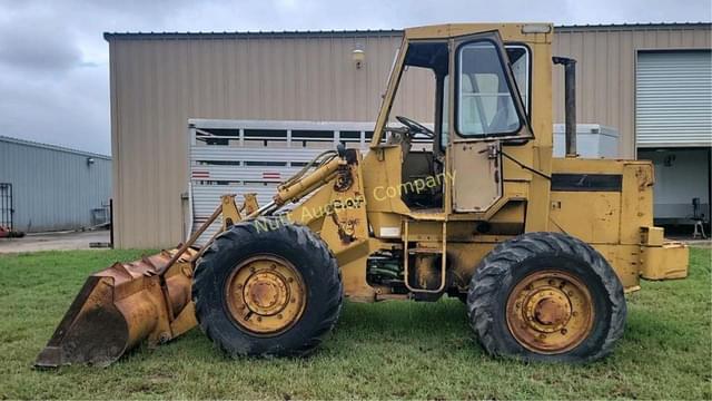 Image of Caterpillar 910 equipment image 1