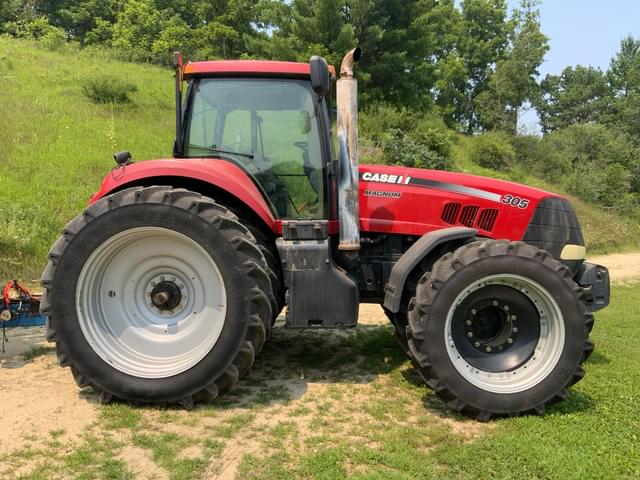 Image of Case IH Magnum 305 equipment image 1