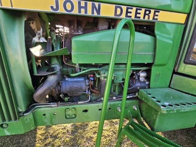 Image of John Deere 4640 equipment image 3